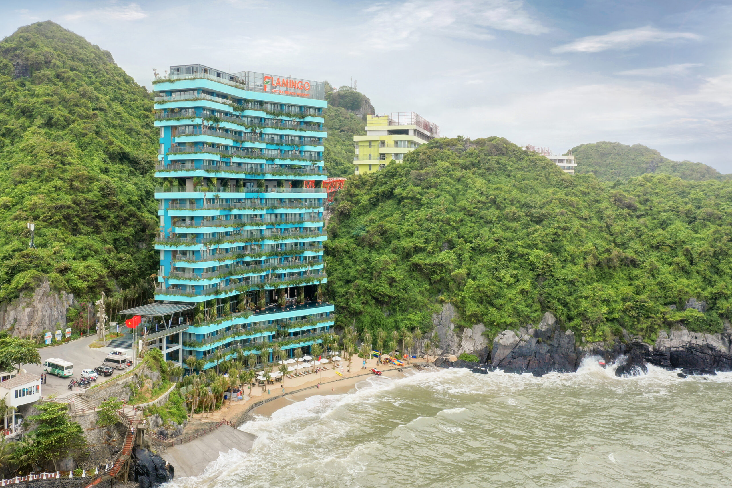 flamingo-cat-ba-view-2